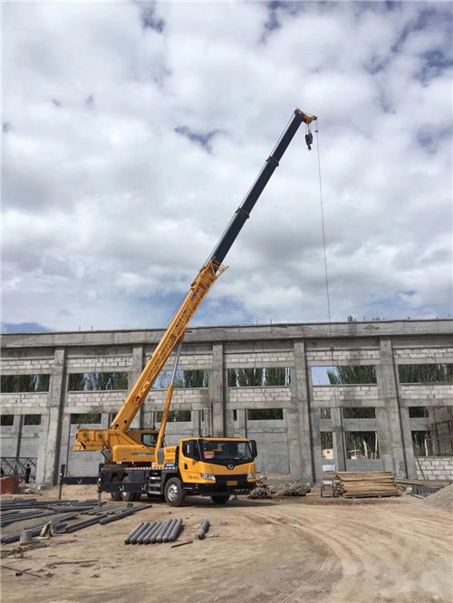 临潼区吊装作业前会做设备检查吗？安全保障措施有哪些？